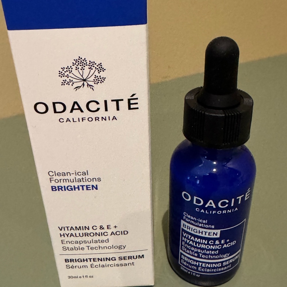 Odacité Vitamin C & E + Hyaluronic Acid Brightening Serum
